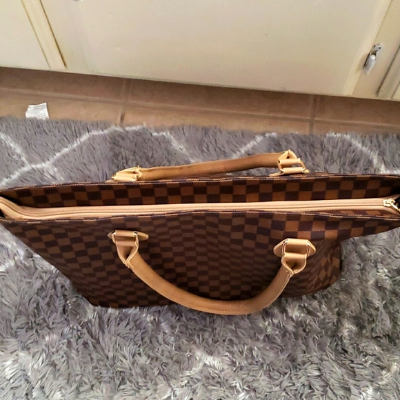 NEW!! Liv Foxy Tote Bag - Picture 6 of 9